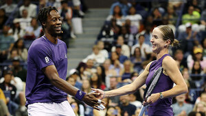 Gael Monfils (l.) und Elina Svitolina greifen gemeinsam an