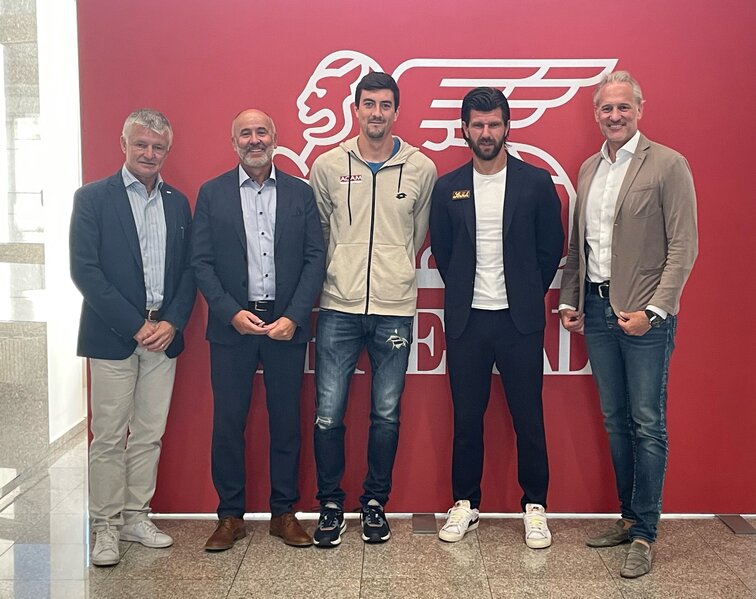 Von links nach rechts: Thomas Schweda (ÖTV), Arno Schuchter (Generali), Sebastian Ofner, Jürgen Melzer, Martin Ohneberg