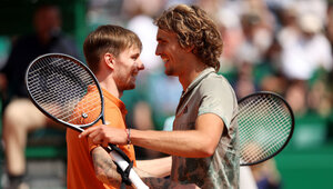 Alexander Bublik fordert heute Alexander Zverev