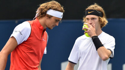 Alexander Zverev und Andrey Rublev haben auch schon gemeinsam gedoppelt Alexander Zverev und Andrey Rublev haben auch schon gemeinsam gedoppelt