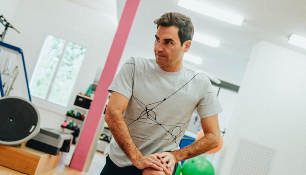 Erneute-Knieprobleme-Fragen-zum-Fitnesszustand-von-Roger-Federer