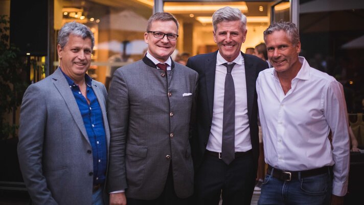 Octagon VP Jorge Salkeld, Kempinski-Chef Gerald Bosse, und Herbert Günther und Markus Bodner vom KTC