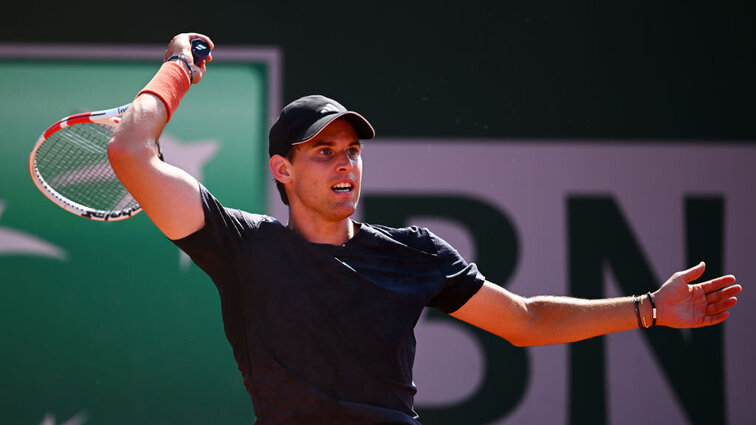 Dominic Thiem startet in Antwerpen gegen Luca Nardi.