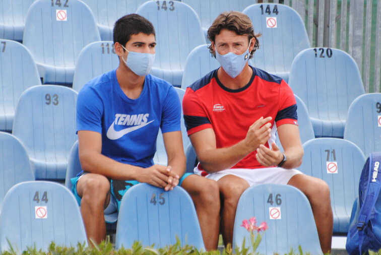 Carlos Alcaraz mit Coach Juan Carlos Ferrero Carlos Alcaraz mit Coach Juan Carlos Ferrero