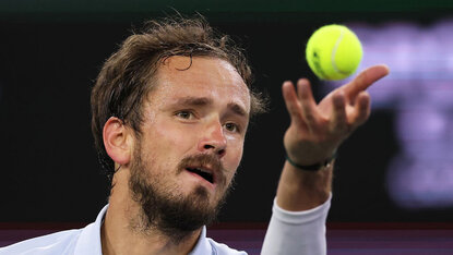 Daniil Medvedev kann auf dem Sand befreit aufspielen.