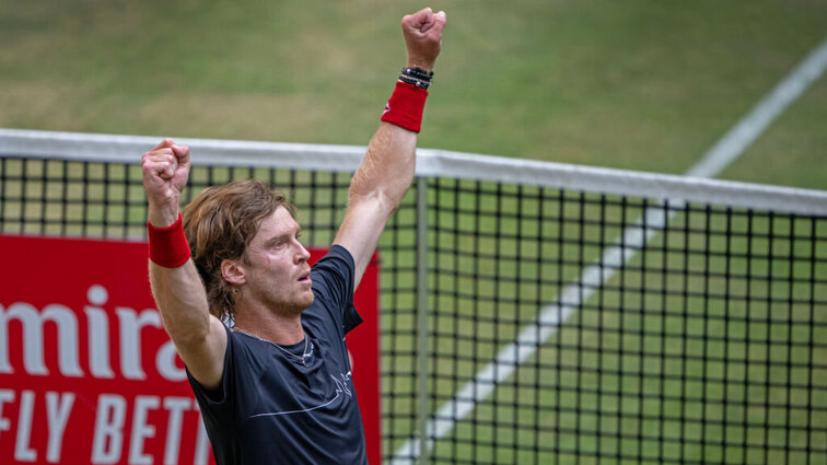 Andrey Rublev strebt im Finale von Halle ein historisches 500er-Triple an. Andrey Rublev strebt im Finale von Halle ein historisches 500er-Triple an.