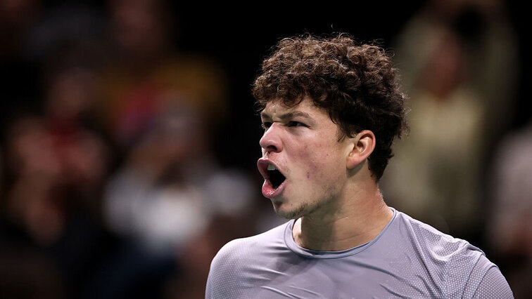 Ben Shelton fordert Alexander Zverev am heutigen Sonntag im ersten Duell in Turin. Ben Shelton fordert Alexander Zverev am heutigen Sonntag im ersten Duell in Turin.