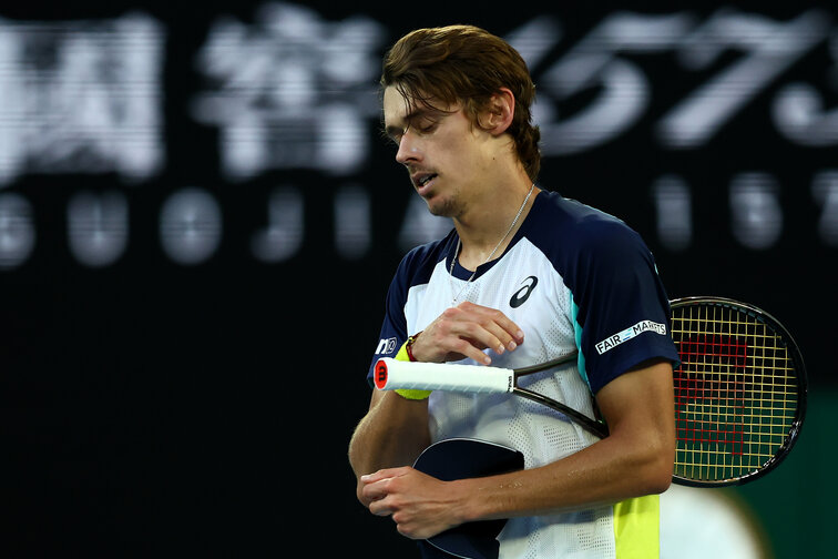 Alex de Minaur wurde in Zusammenhang mit gefälschten COVID-Pässen genannt Alex de Minaur wurde in Zusammenhang mit gefälschten COVID-Pässen genannt