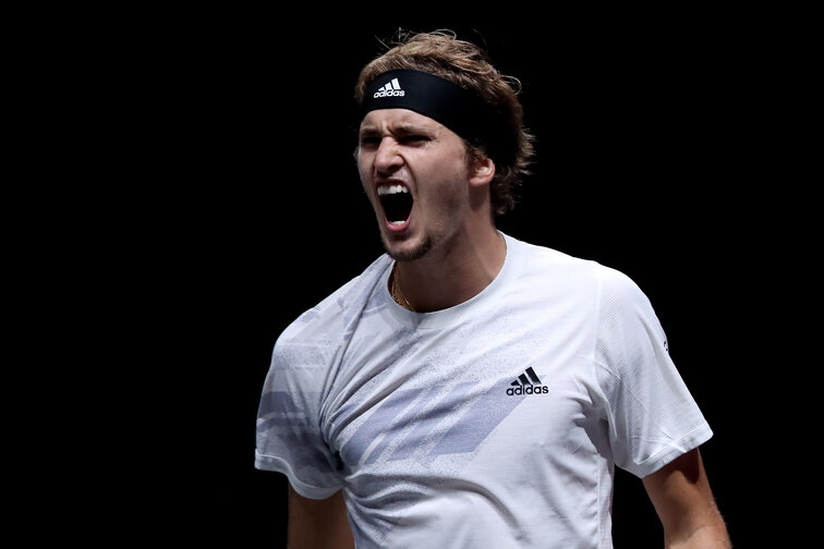 Alexander Zverev holte auch beim zweiten Köln-Event binnen zwei Wochen den Titel Alexander Zverev also won the title at the second Cologne event within two weeks