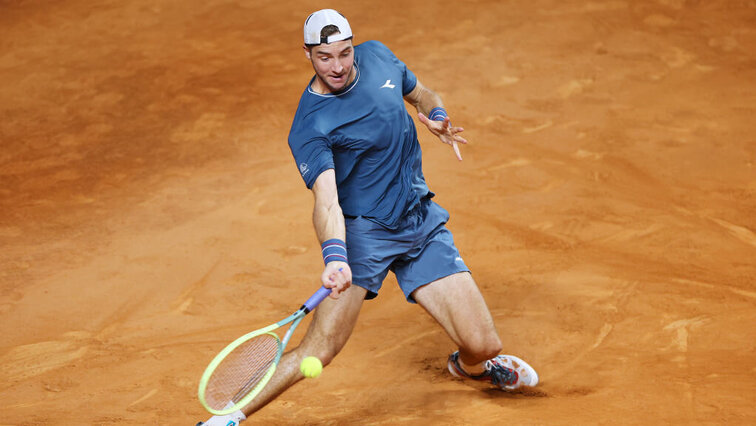 Jan-Lennard Struff musste sich für seinen Auftakterfolg in Gstaad schwer ins Zeug legen. Getty Images