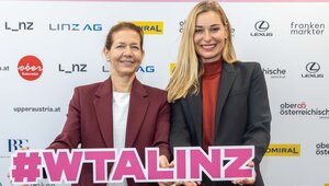 Turnierchefin Sandra Reichel und -botschafterin Babsi Schett