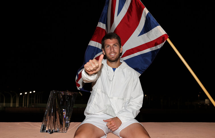 Cameron Norrie is serving at the Viennese Heumarkt today