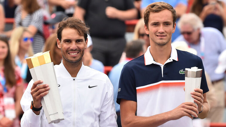 The winning picture at the last Canadian Masters so far: Rafael Nadal and Daniil Medvedev