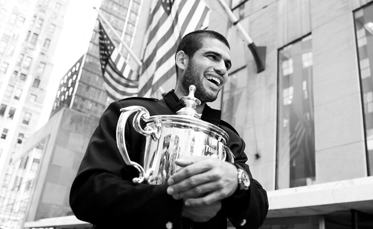 In New York präsentierte sich Carlos Alcaraz noch mit schwarzen Haaren In New York präsentierte sich Carlos Alcaraz noch mit schwarzen Haaren