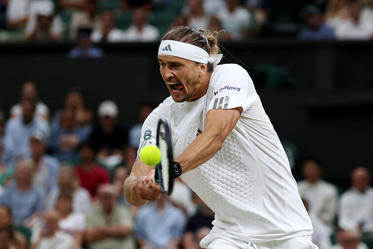 Alexander Zverev steht zum ersten Mal in seiner Karriere im Viertelfinale von Wimbledon Alexander Zverev steht zum ersten Mal in seiner Karriere im Viertelfinale von Wimbledon
