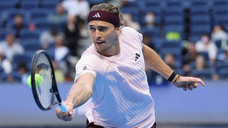 Besonders weit musste sich Alexander Zverev gegen Juncheng Shang nicht strecken