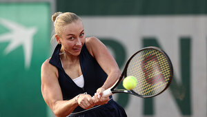 Anastasia Potapova sammelt in ´s-Hertogenbosch Rasenpraxis.