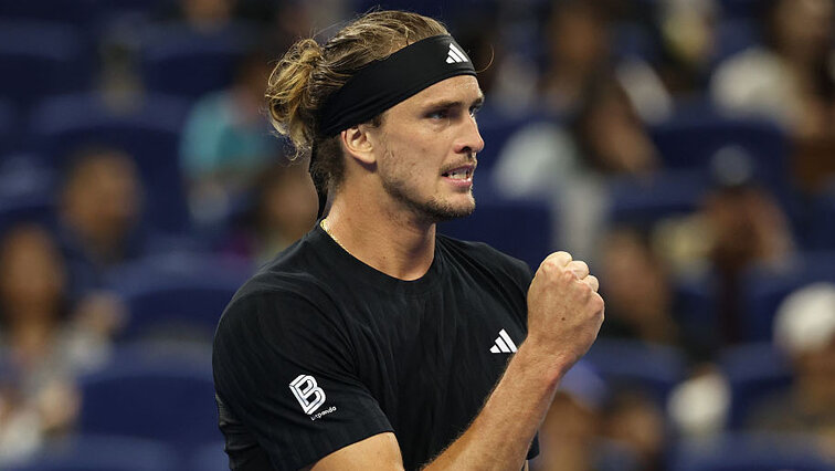 Alexander Zverev hat in Peking Daniil Medvedev vor der Brust Alexander Zverev hat in Peking Daniil Medvedev vor der Brust