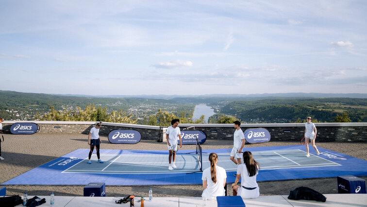Die Qualität von ASICS überzeugt viele Tennisspieler im Profi- und Hobbybereich.