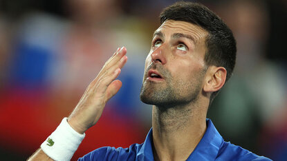 Der Siegerkuss von Novak Djokovic geht stets in den Nachthimmel Der Siegerkuss von Novak Djokovic geht stets in den Nachthimmel