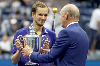 Daniil Medvedev geht mit seinem US-Open-Triumph sehr professionell um Daniil Medvedev geht mit seinem US-Open-Triumph sehr professionell um