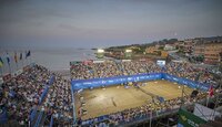 Dominic Thiem wird im August beim spektakulären Sandtennis-Event in Nordspanien aufschlagen. Torneo BDO Playa Lucano