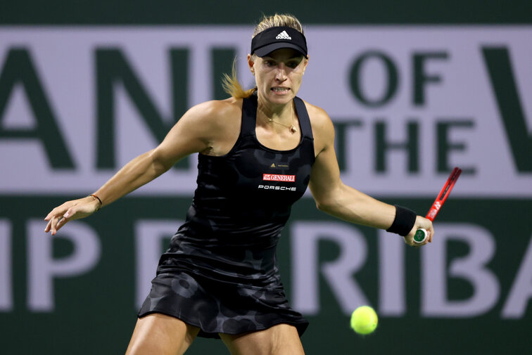 Angelique Kerber faced Daria Kasatkina in Indian Wells