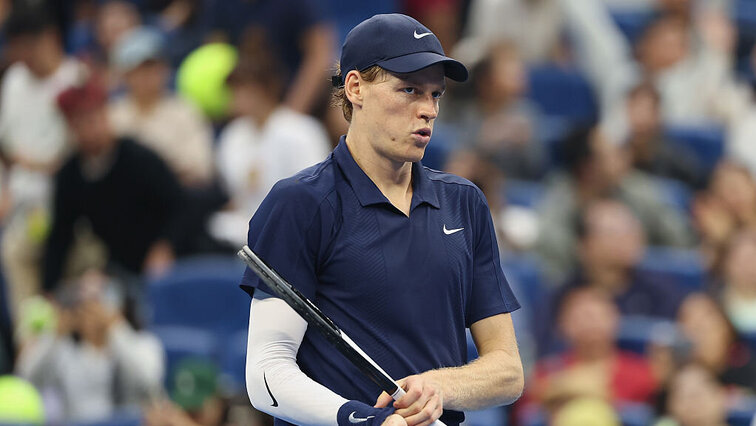 Jannik Sinner sieht sich erneut mit Kritik konfrontiert Jannik Sinner sieht sich erneut mit Kritik konfrontiert