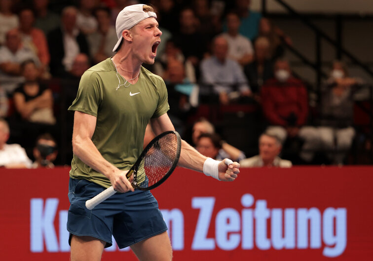 Denis Shapovalov clinched his first victory in Vienna on Tuesday