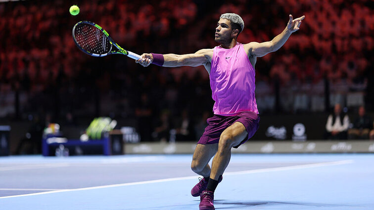 Carlos Alcaraz steht für Kraft und Eleganz gleichzeitig Carlos Alcaraz steht für Kraft und Eleganz gleichzeitig