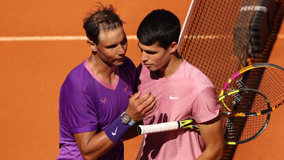 Rafael Nadal und Carlos Alcaraz 2021 in Madrid
