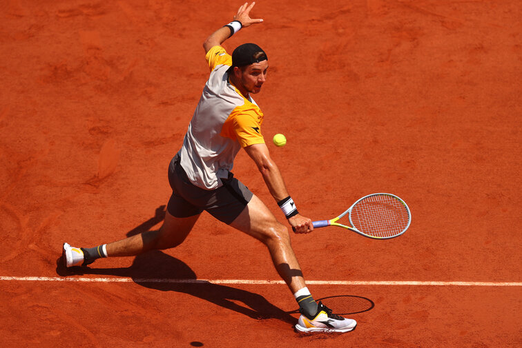 Jan-Lennard Struff ist im French-Open-Achtelfinale gescheitert Jan-Lennard Struff failed in the French Open round of 16