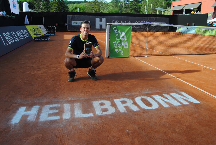 Daniel Altmaier hat sich in Heilbronn zum Champion gekrönt Daniel Altmaier was crowned champion in Heilbronn