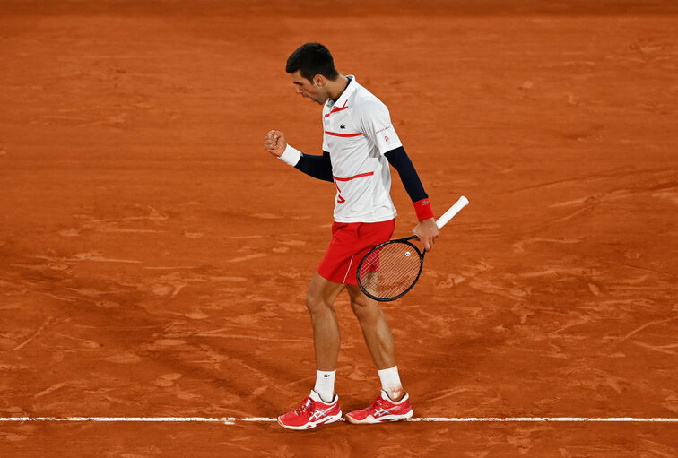 Novak Djokovic hatte gegen Pablo Carreno Busta zu kämpfen Novak Djokovic bei den French Open in Paris