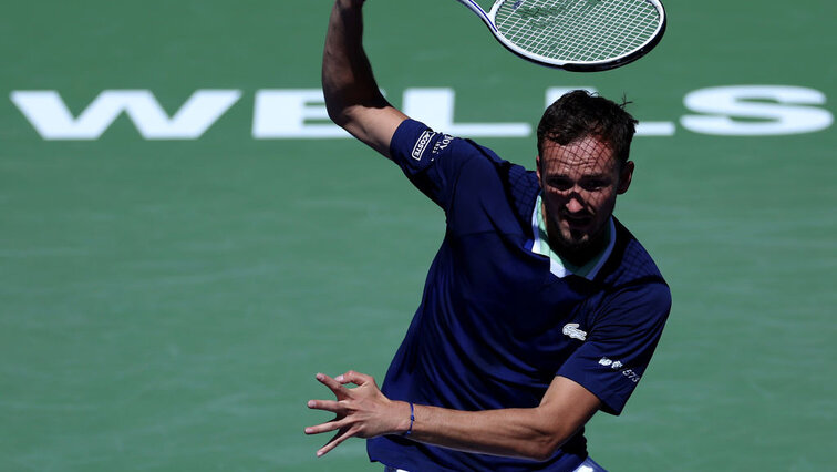 Daniil Medvedev has an even record against Gael Monfisl