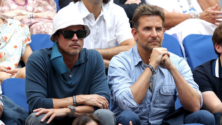 Brad Pitt und Bradley Cooper am Sonntag im Arthur Ashe Stadium