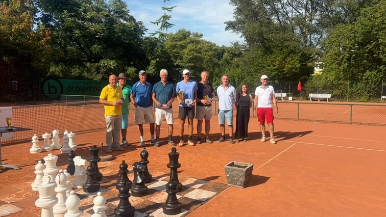 In Baden-Baden wurde zum achten Mal der Weltmeister im Schach-Tennis ermittelt