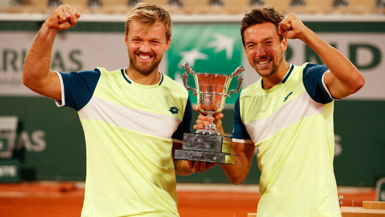 Kevin Krawietz und Andreas Mies nach ihrem zweiten Triumph in Roland Garros 2020