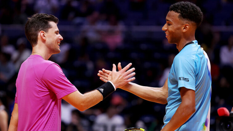 Dominic Thiem und Félix Auger-Aliassime bei einem Schaukampf in Dubai