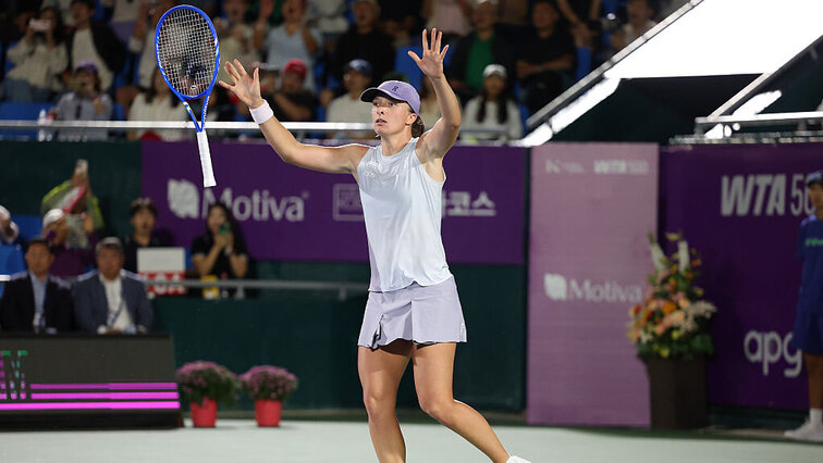 Iga Swiatek durfte sich in Seoul über den dritten Titel des Jahres freuen.