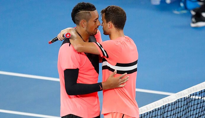 Die Farbe Pink dominiert die Outfits der Tennis-Stars bei den Australian Open - doch welcher Profi trägt das beste? Wir haben für Euch eine Auswahl von zehn Outfits, aus denen ihr die schönsten kürt.