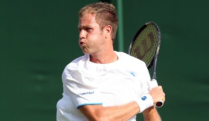 Wimbledon Championships 2014, AELTC,London,
ITF Grand Slam Tennis Tournament,
Julian Reister (GER),Aktion,Einzelbild,Halbkoerper,Querformat,
