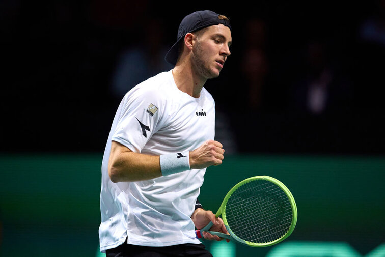 Jan-Lennard Struff setzte sich gegen Radu Albot durch