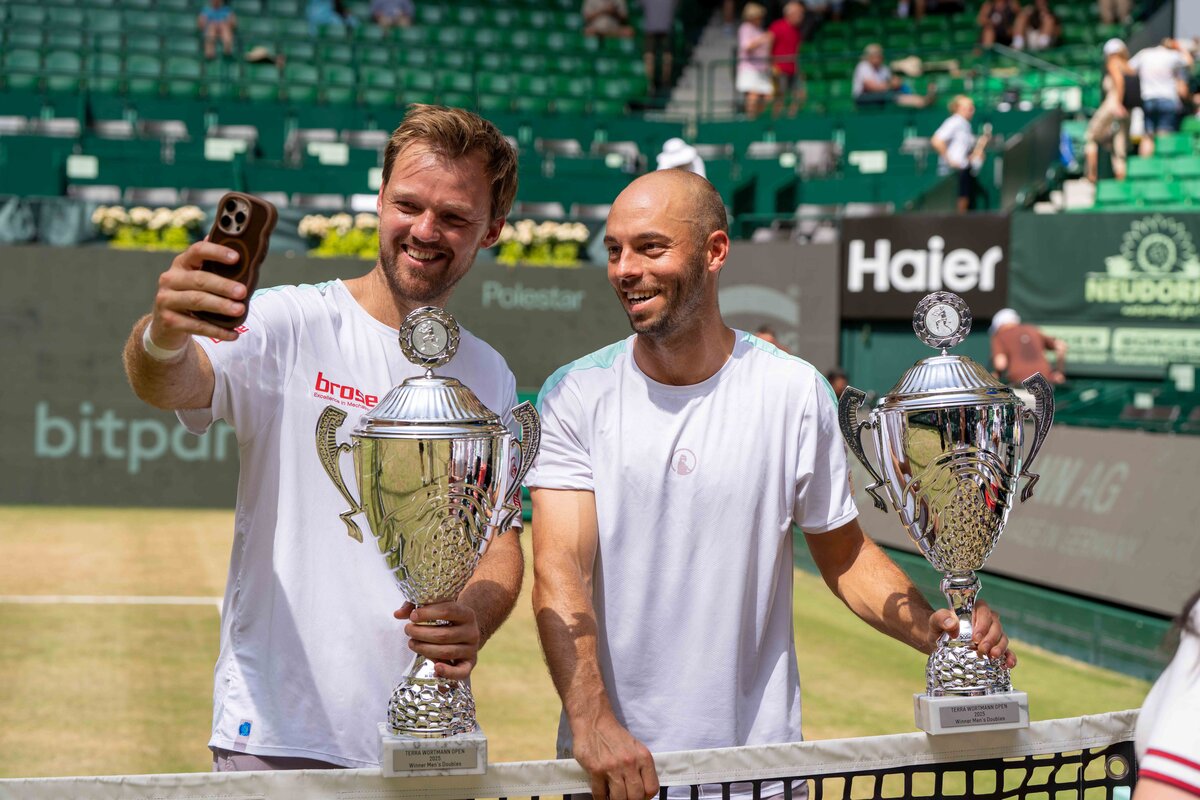 Champions-kehren-zur-ck-Hochkar-tiges-Doppelfeld-f-r-die-33-TERRA-WORTMANN-OPEN