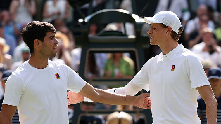 Carlos Alcaraz und Jannik Sinner treffen im Endspiel von Cincinnati aufeinander. Carlos Alcaraz und Jannik Sinner treffen im Endspiel von Cincinnati aufeinander.