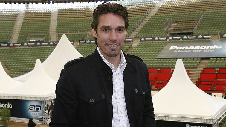 Michael Stich wurde für seine Leistungen auf und neben dem Platz ausgezeichnet. Michael Stich wurde für seine Leistungen auf und neben dem Platz ausgezeichnet.