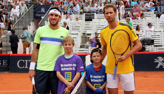 Bereits vor dem Finale am Hamburger Rothenbaum stand fest, dass der Sieger den Namen Mayer haben würde - entweder Florian oder Leonardo.