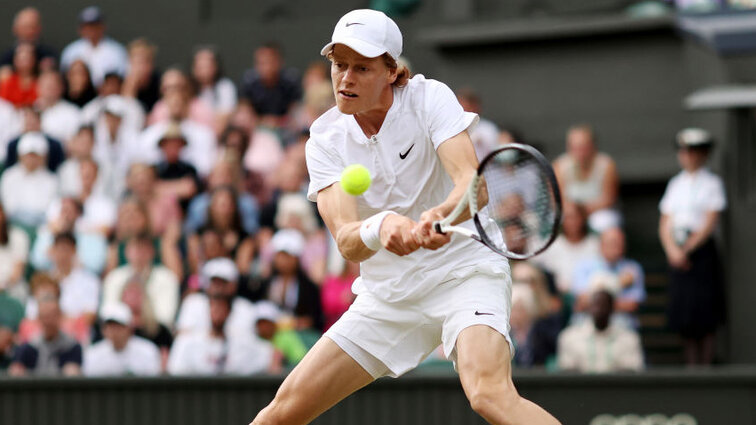Jannik Sinner am Sonntag auf dem Centre Court in Wimbledon Jannik Sinner on Center Court at Wimbledon on Sunday