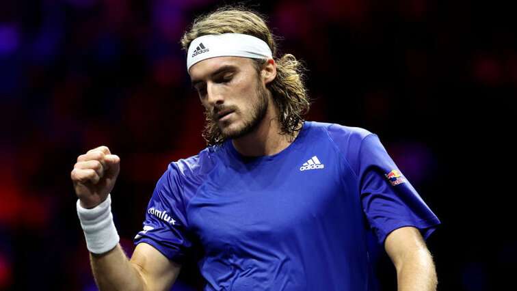 Stefanos Tsitsipas can celebrate his tenth tournament victory tomorrow