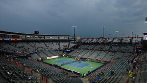Schwere Wolken über dem Stadion in Montreal